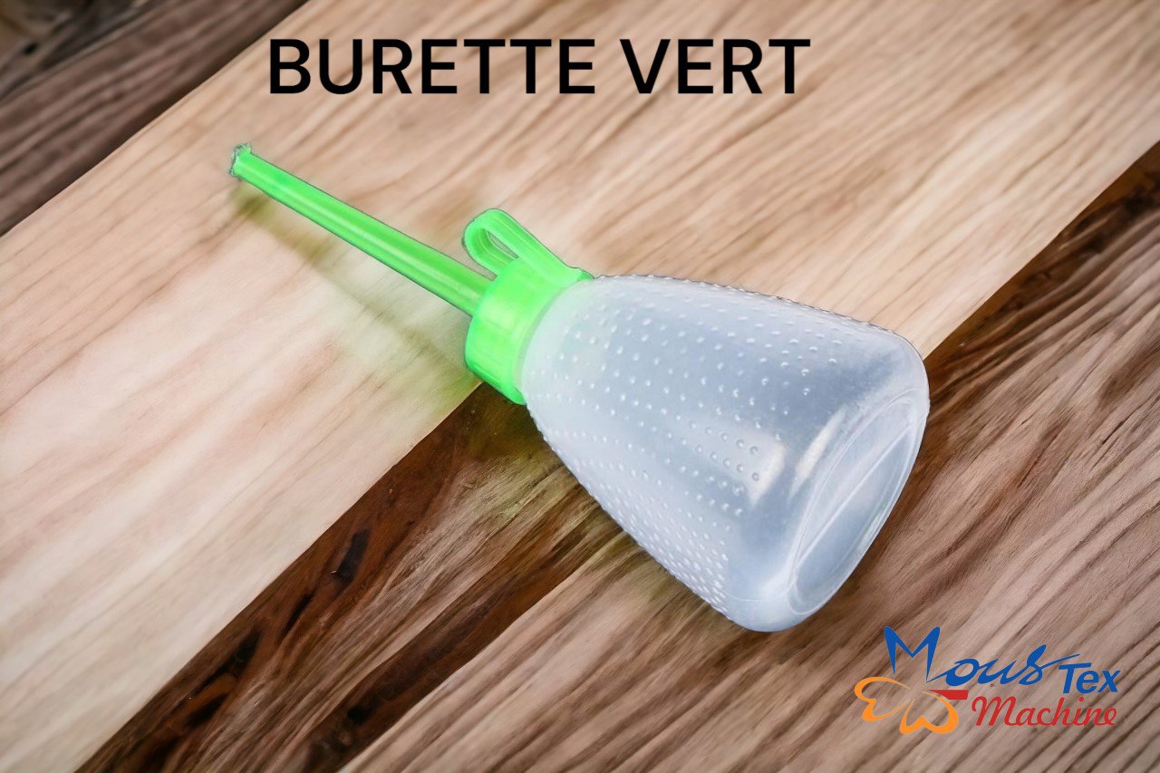 Photo00005343 Burette d'huile plastique vert – Image 1